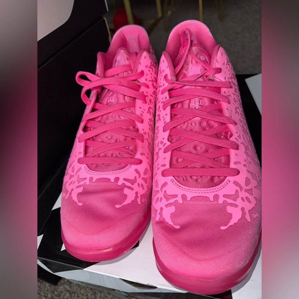 Jordan Zion 3’s Hot Pink
